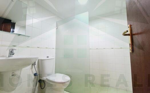 For rent 2 bedrooms unfurnished in salmiya