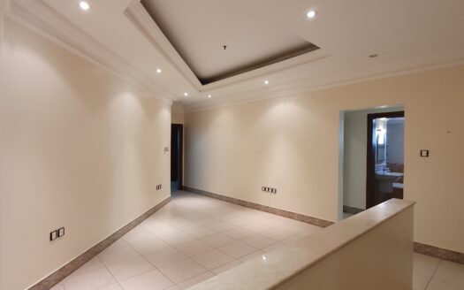 for rent spacious 3 bedrooms apartment in salmiya