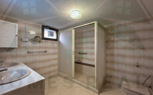 for rent floor in mishref 400 sq meter 3 bedrooms