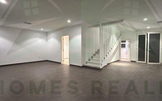 for rent in abu al hasania 3 bedrooms duplex with a balcony